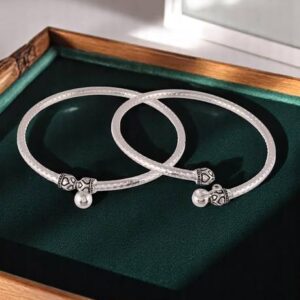 10.2inch 22gms Women and Girls Silver Plated White Metal Anklet