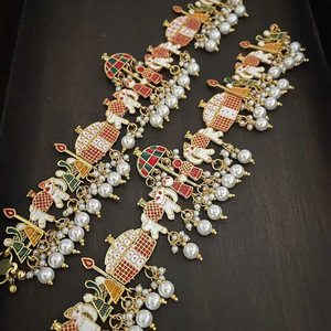 MISS VIBE Gold Snake Chain Anklet