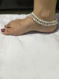 3. HN IMITATION Alloy Anklet