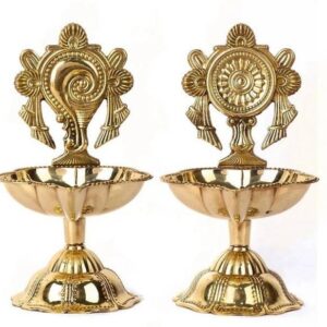 Prashaa Shanku Chakra Diya