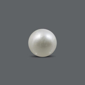 South Sea Pearl - 6.81 Carat